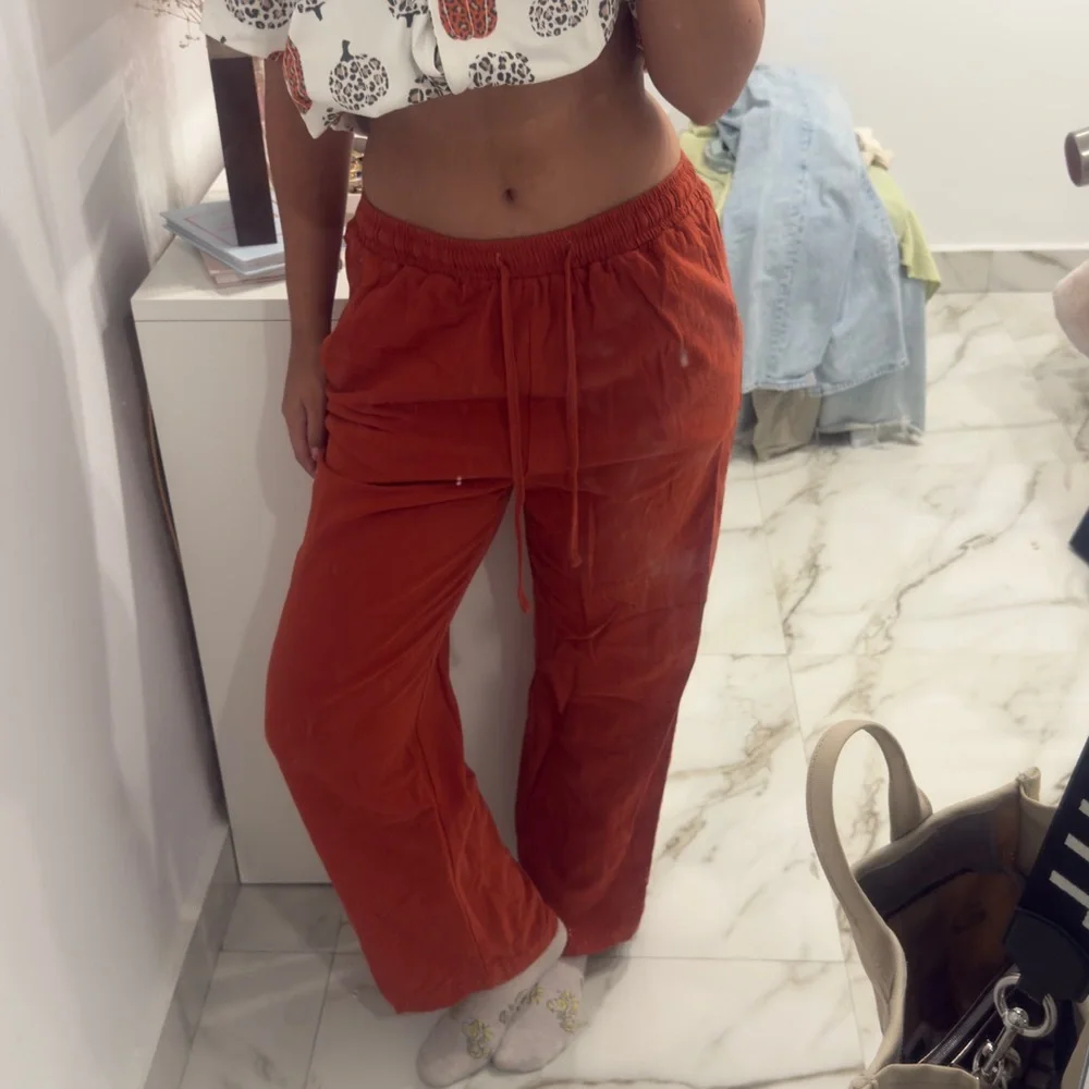 Rust Wide-Leg Pants - Picture 4 of 4